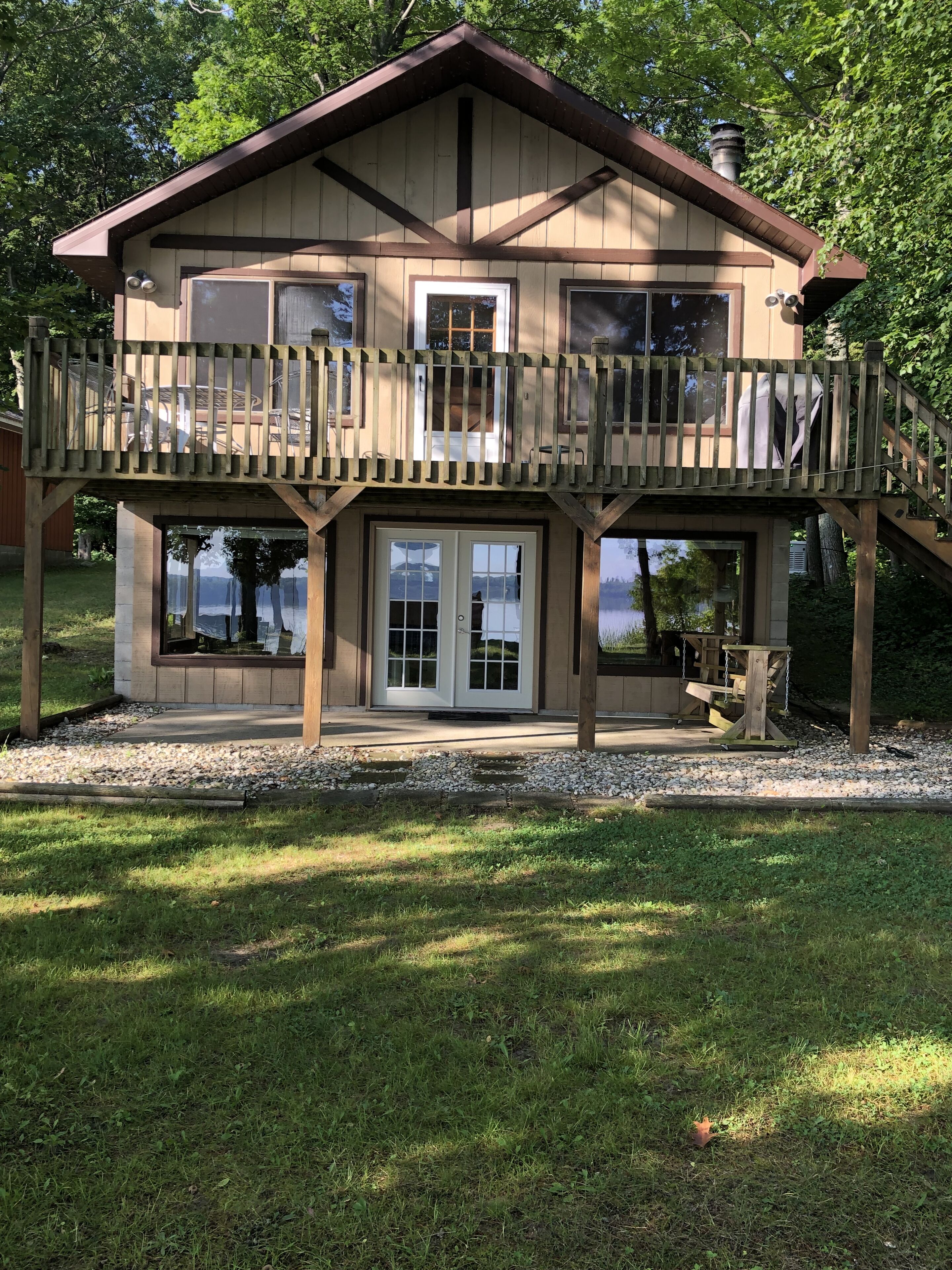 Little Platte Lake Front Cabin Near Sleeping Bear 