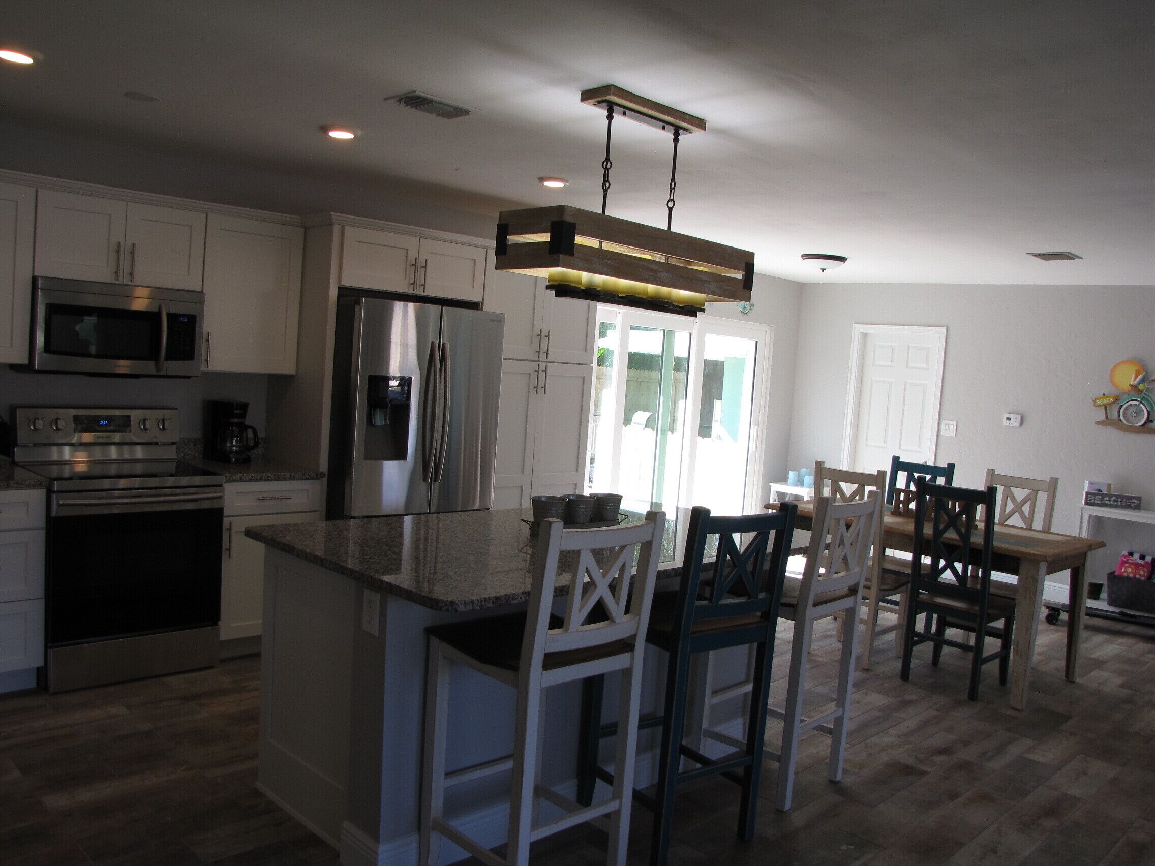 Heated POOL Home - Bikes; Walk to BEACH!