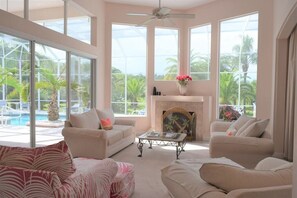 Smart TV, fireplace, DVD player, books