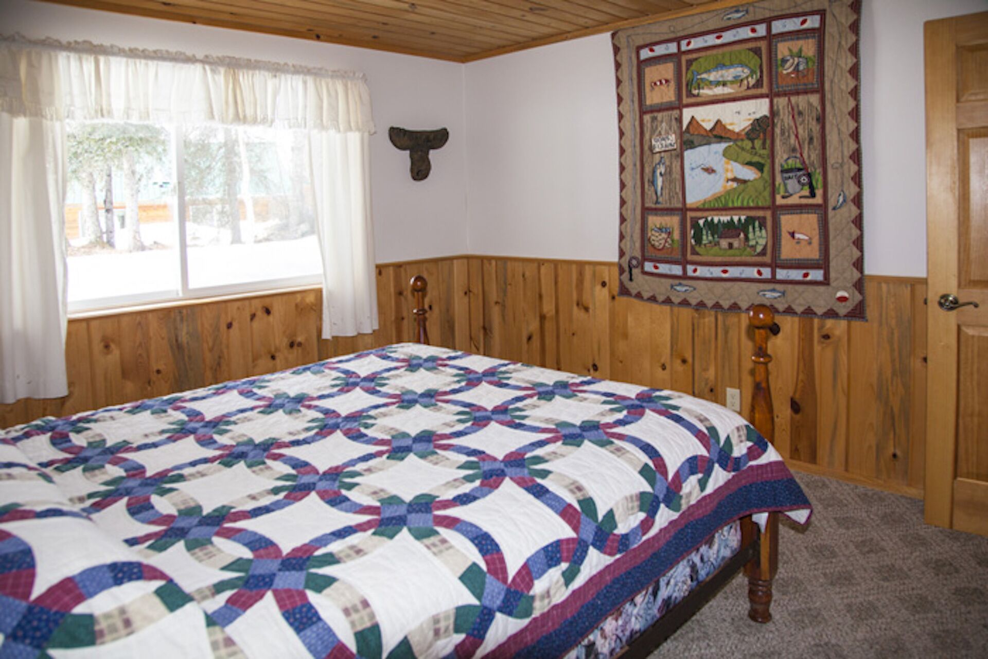 Gate Creek Cabins | Moose Nugget