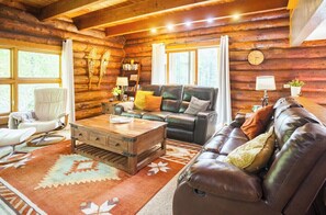 Smart-TV, Kamin, Tischfußball, Bücher