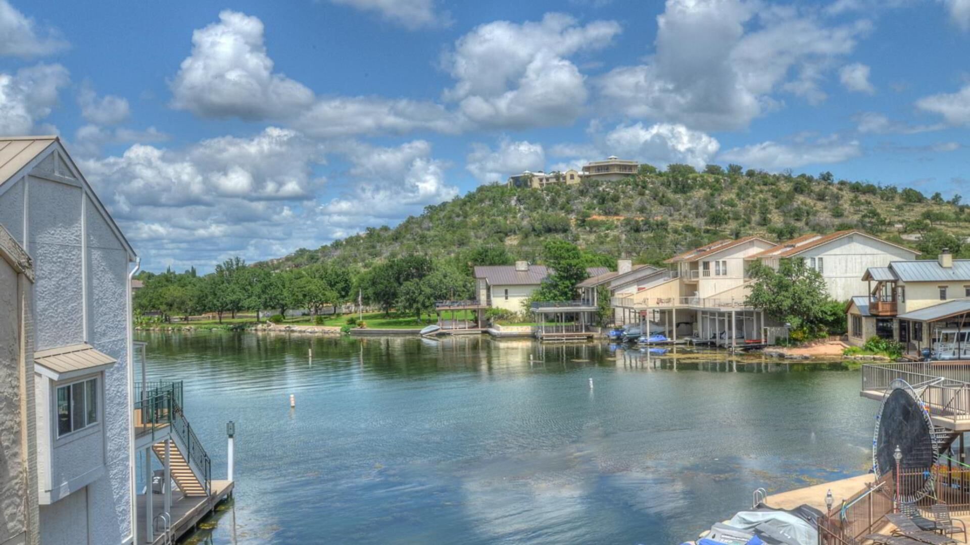 Perfect 3Bdr, 3.5Ba Lakefront Townhouse in Horseshoe Bay