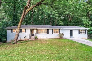 Exterior - Game room group home, sleeps 16 (Decatur)