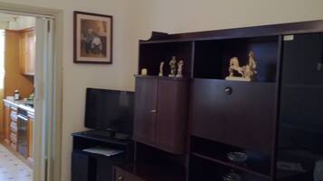 1 Schlafzimmer, Bügeleisen/Bügelbrett, Bettwäsche