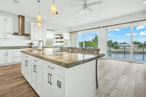 Uklassifisert bilde, 5 av 50, knapp