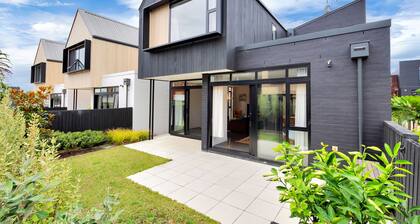 Wonderful Hobsonville Three Bedroom Home