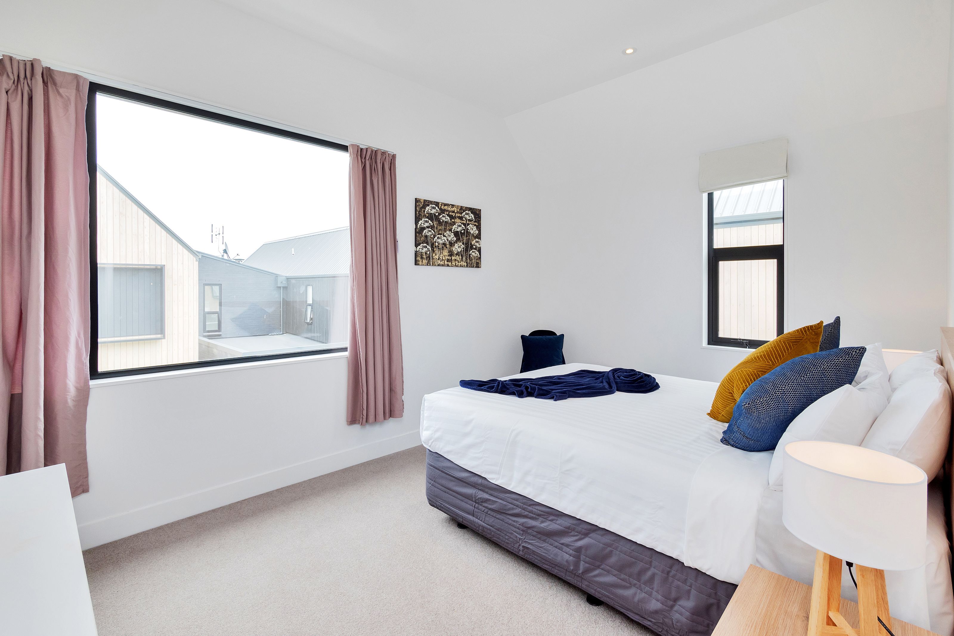 Executive House, 3 Bedrooms | 3 bedrooms, premium bedding, individually decorated