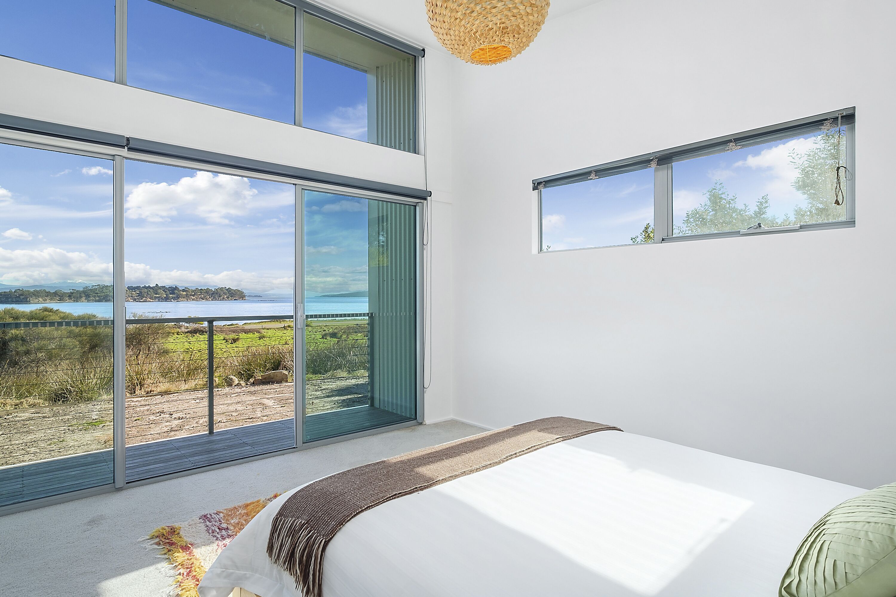 Sunset Bay Escape- A spectacular place to unwind with a loved one or friends — image 22