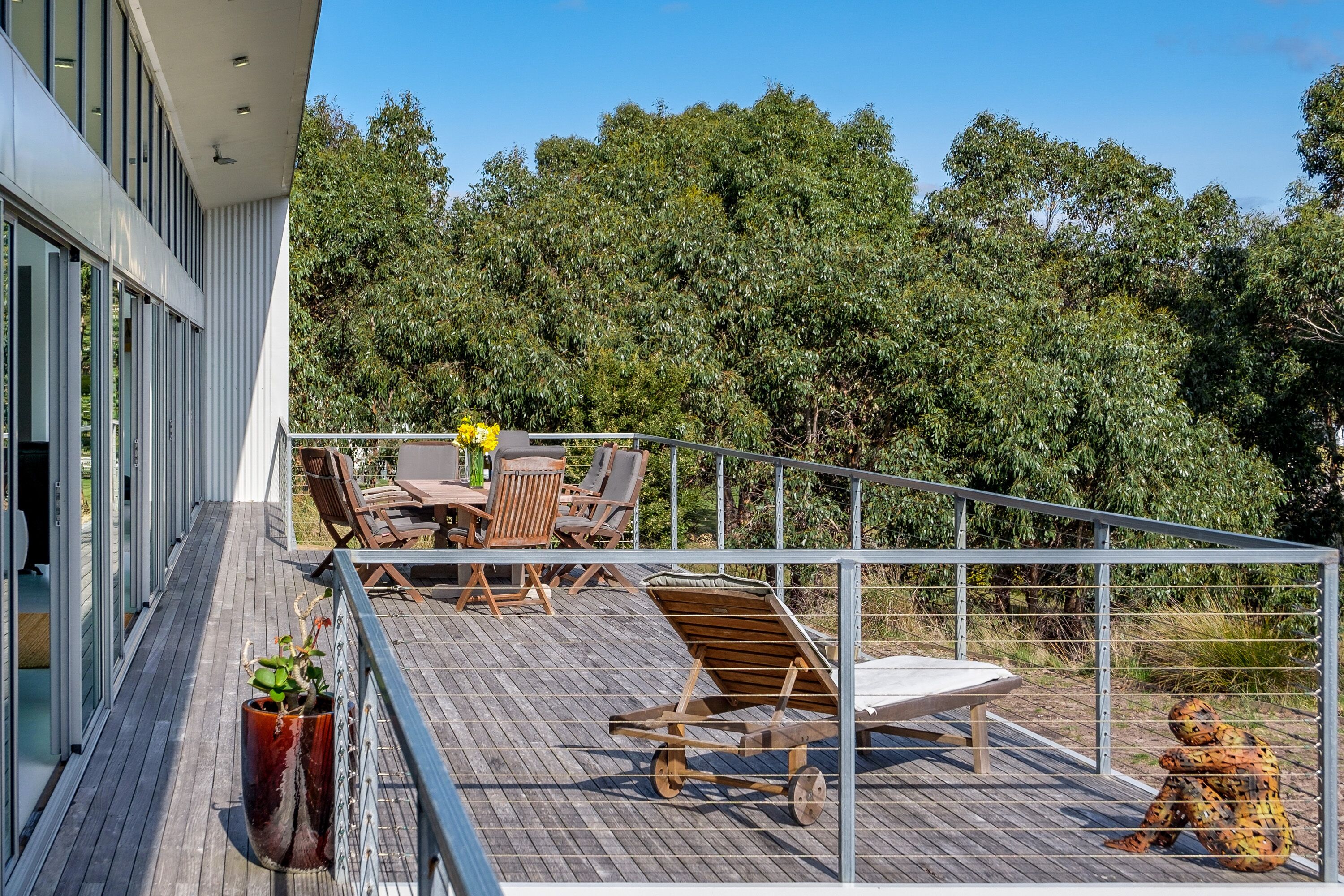 Sunset Bay Escape- A spectacular place to unwind with a loved one or friends — image 23