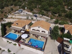Exterior - Cosy Villa Ersi deal for couples and families,with private pool & sea view (Lefkada)