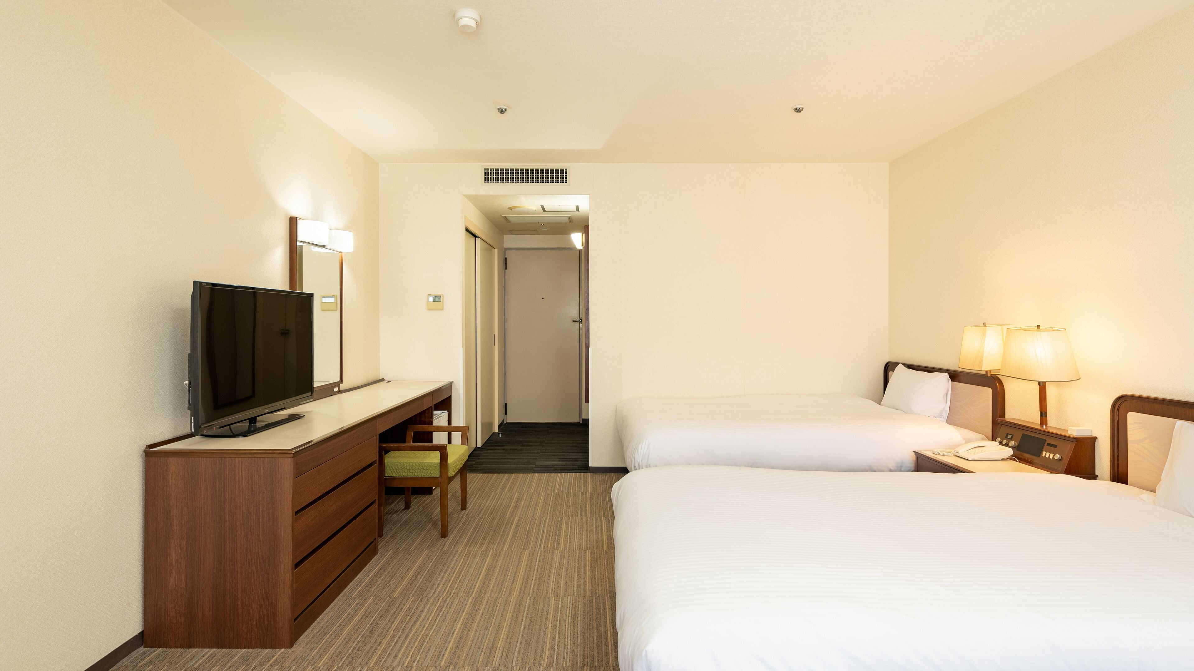 1 bedroom, desk, laptop workspace, blackout curtains