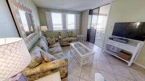 Smart TV, DVD player