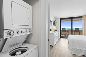 3 habitaciones, tabla de planchar con plancha y wifi gratis 