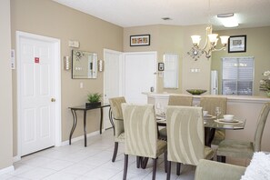 Dining - Your perfect stay starts here.Close to Disney/Universal+Pre-World Cup friendlies (Kissimmee)
