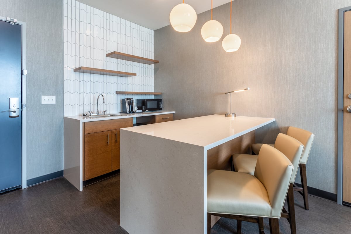 suite, 1 king bed | private kitchenette | fridge, microwave, coffee/tea maker