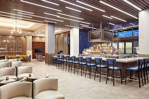 Bar (on property) - Anaheim Suites Hotel (Anaheim)