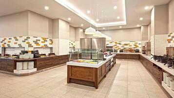 Tägliches inbegriffenes großes Frühstück