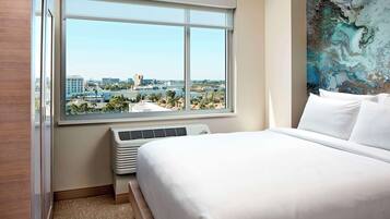 2 bedrooms, premium bedding, in-room safe, desk