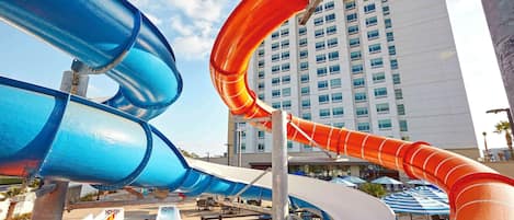 2 outdoor pools, open 10:00 AM to 9:00 PM, pool umbrellas, sun loungers