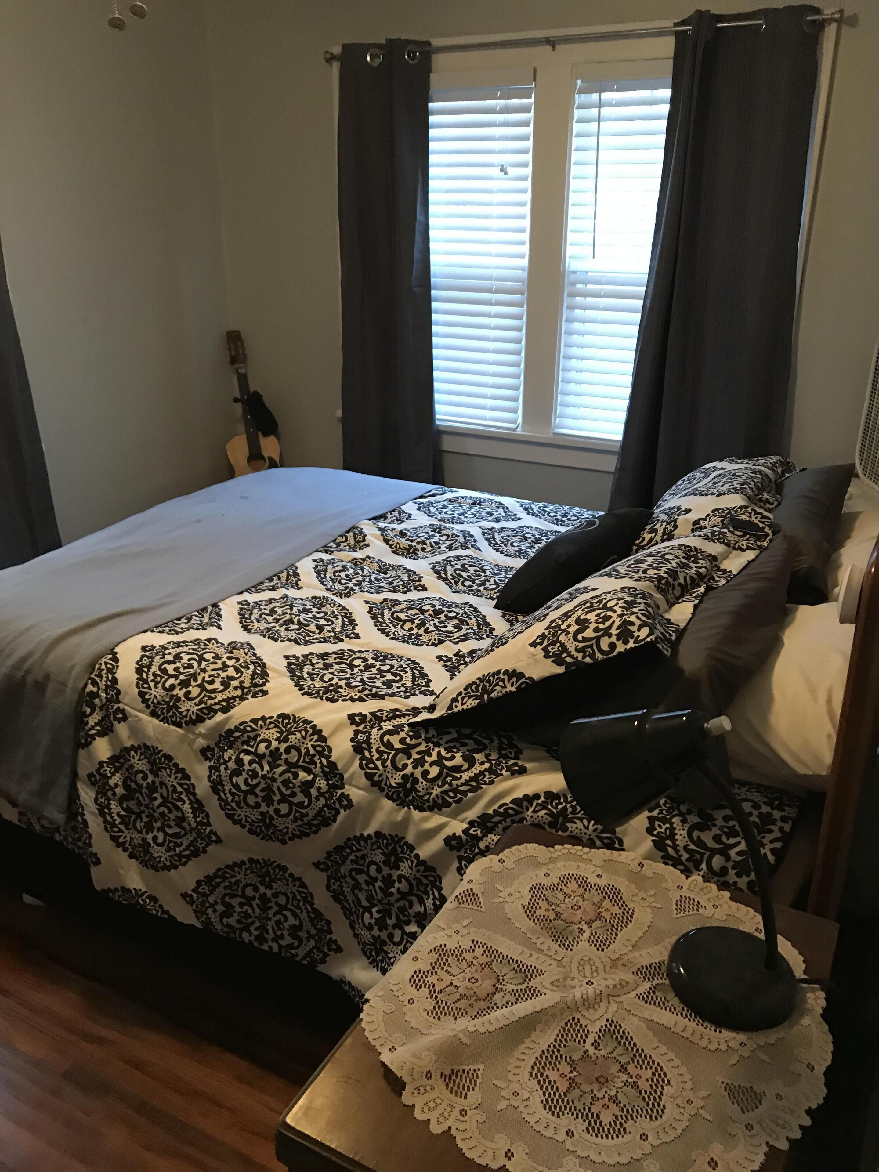 Blue Dragon Den - Hutchinson, Kansas