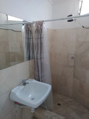 Dusche, Handtücher, Seife