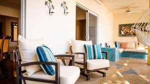 Interior - Walk to malecón, private Pool and Garden (Zona Central)