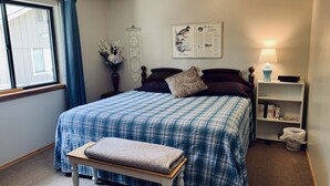 1 bedroom, iron/ironing board, travel crib, WiFi (free)