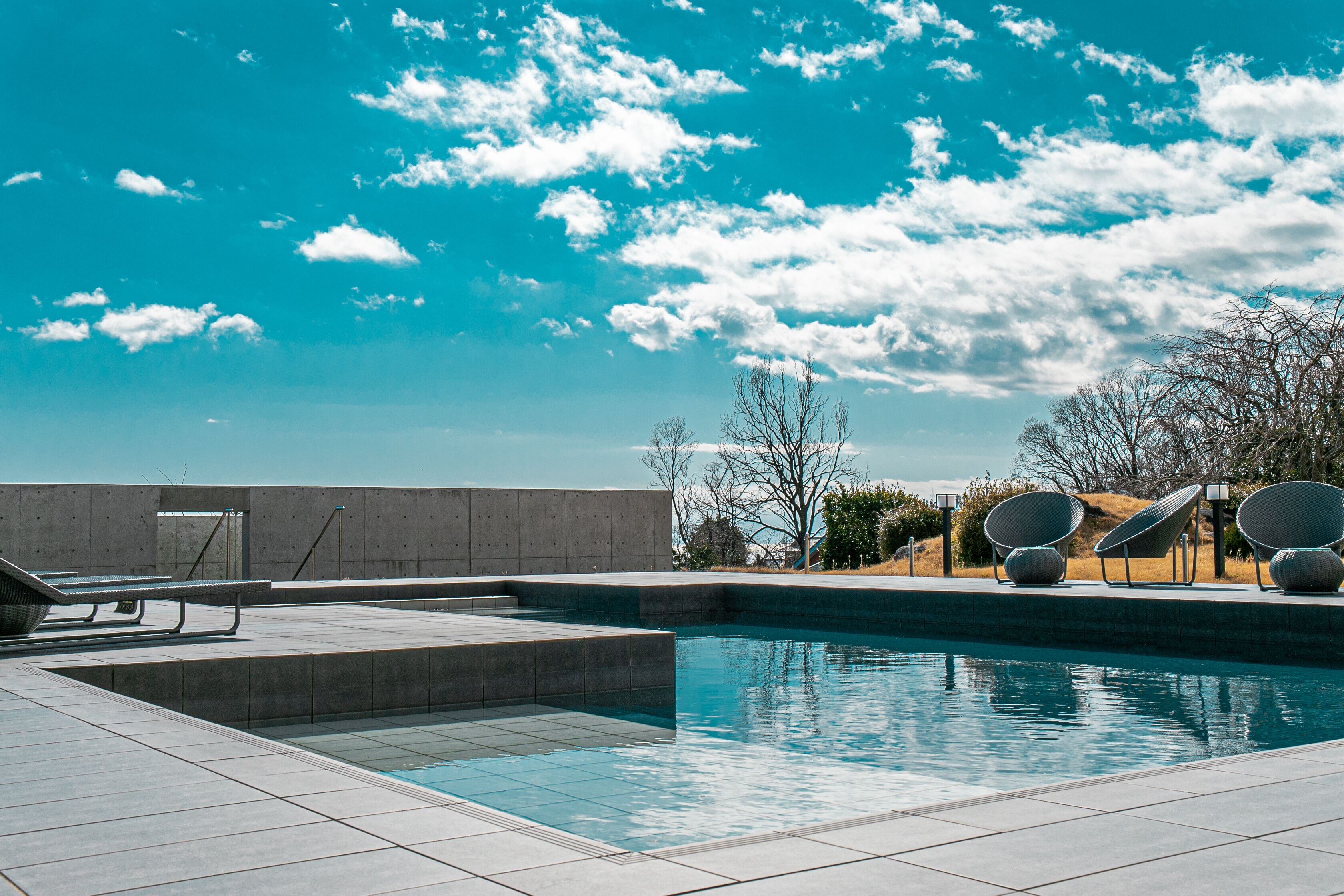 Piscina externa sazonal