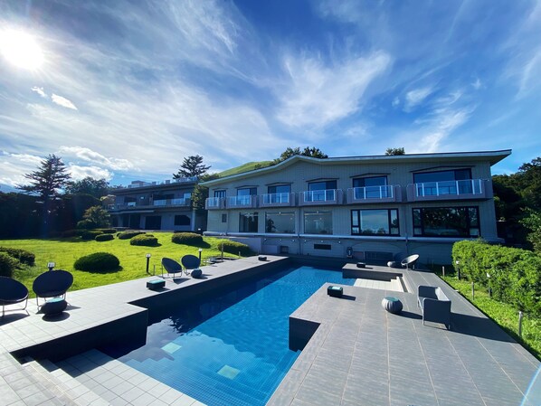 Front of property – evening/night