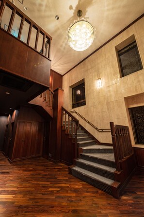 Interior entrance - the salon Izu Kogen Hotels & Resort (Ito)