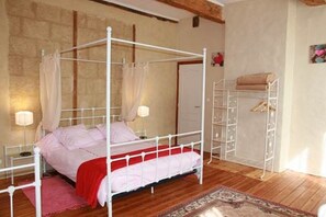 5 slaapkamers, een bureau, gratis wifi