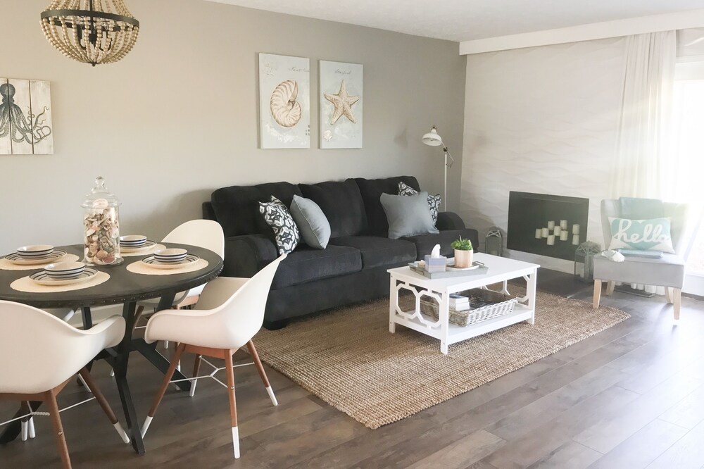 Charming 2BR Lake Monroe Golf Condo IU Bloomington