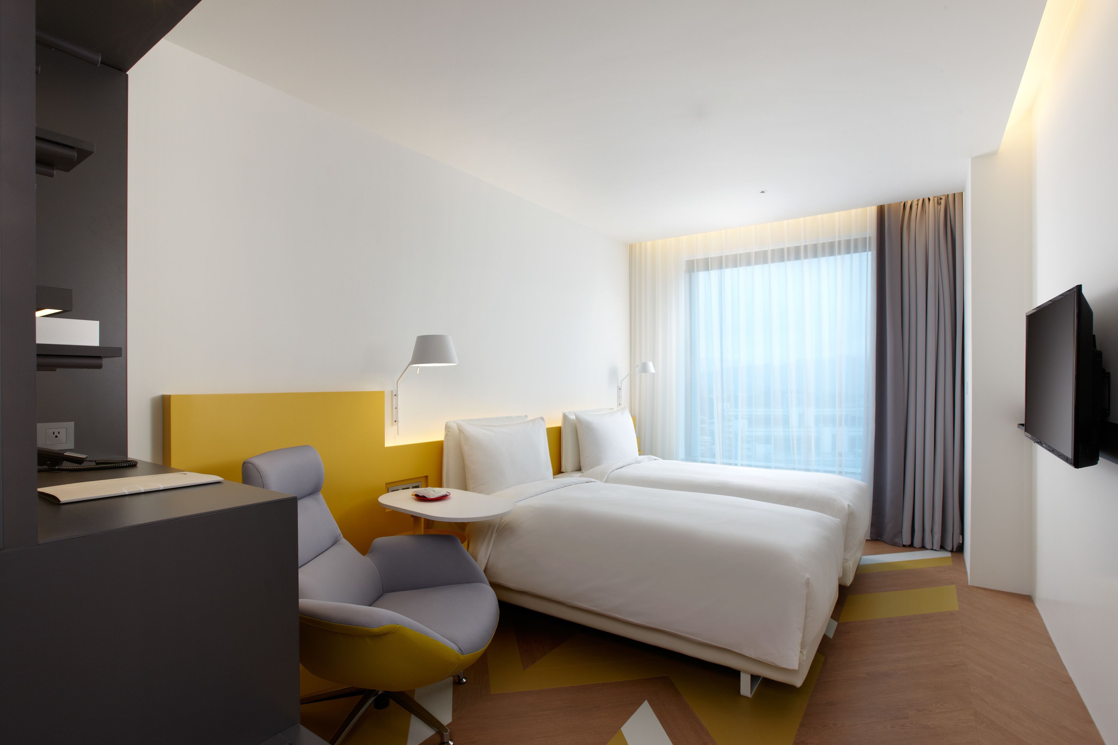 standard room, 2 single beds, non smoking | 1 bedroom, down duvets, in-room safe, desk