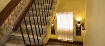 Hotel City View Guest House Kolkata