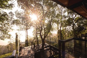 Classic Cabin, Valley View | Bed sheets