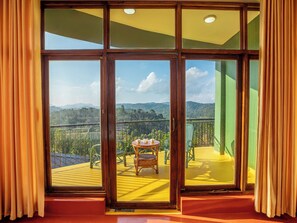 Deluxe Room | Bed sheets