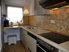 Fridge, microwave, oven, dishwasher - FeWo - House Tanja (Specowius) (Sylt)