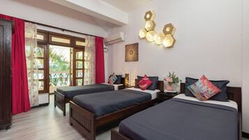 5 bedrooms, in-room safe, iron/ironing board, free WiFi