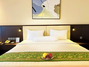 Minibar, in-room safe, desk, soundproofing - Wiltop Hotel (Jambi)