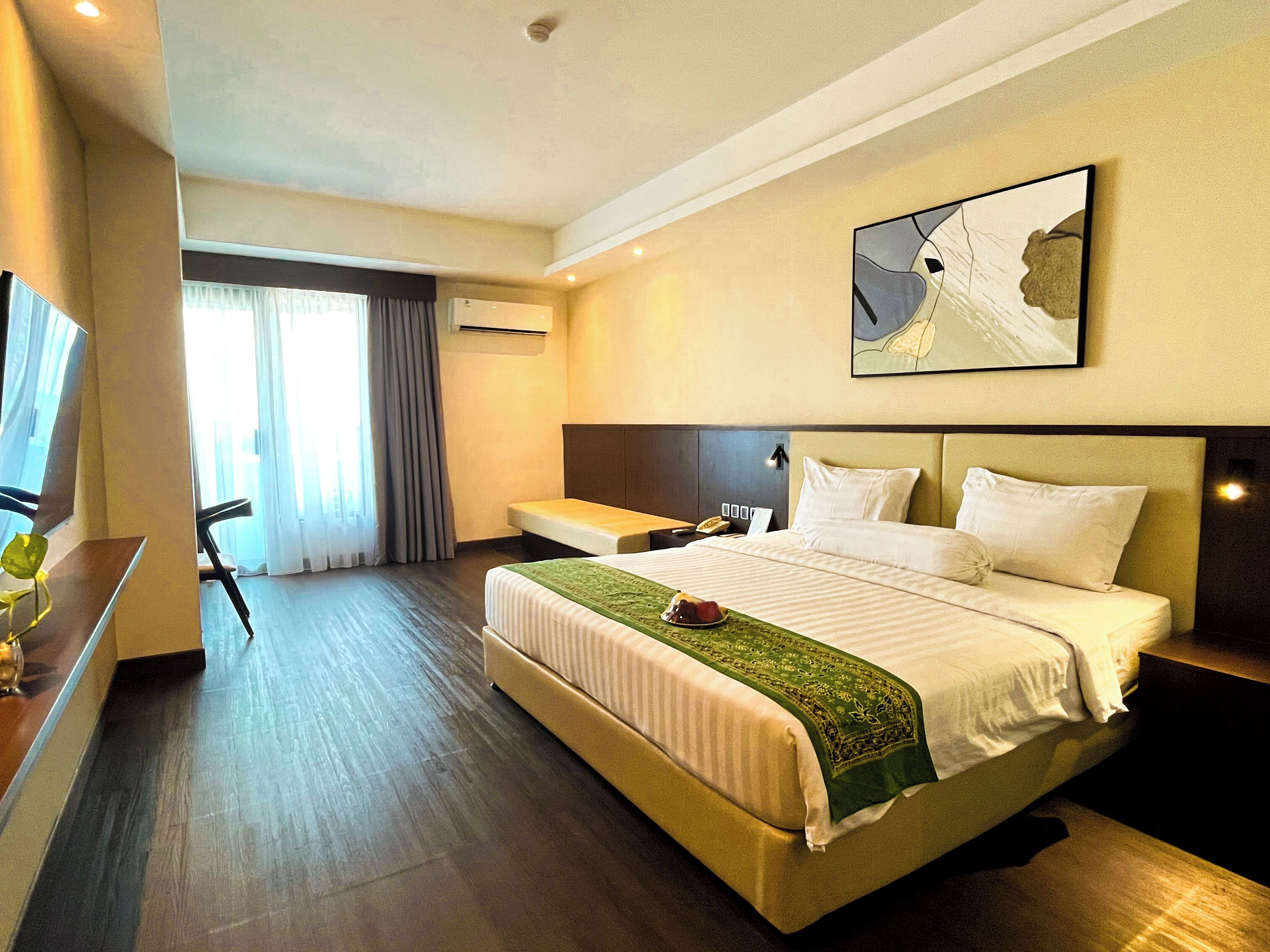 Grand Deluxe Room