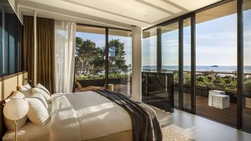 Horizon Deluxe suite | Minibar, Zimmersafe, Schreibtisch, Verdunkelungsvorhänge