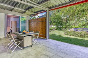 Family Room, Multiple Beds, Non Smoking, Mountain View | Blackout drapes, cribs/infant beds, bed sheets - L'Escale Royale (Salazie)