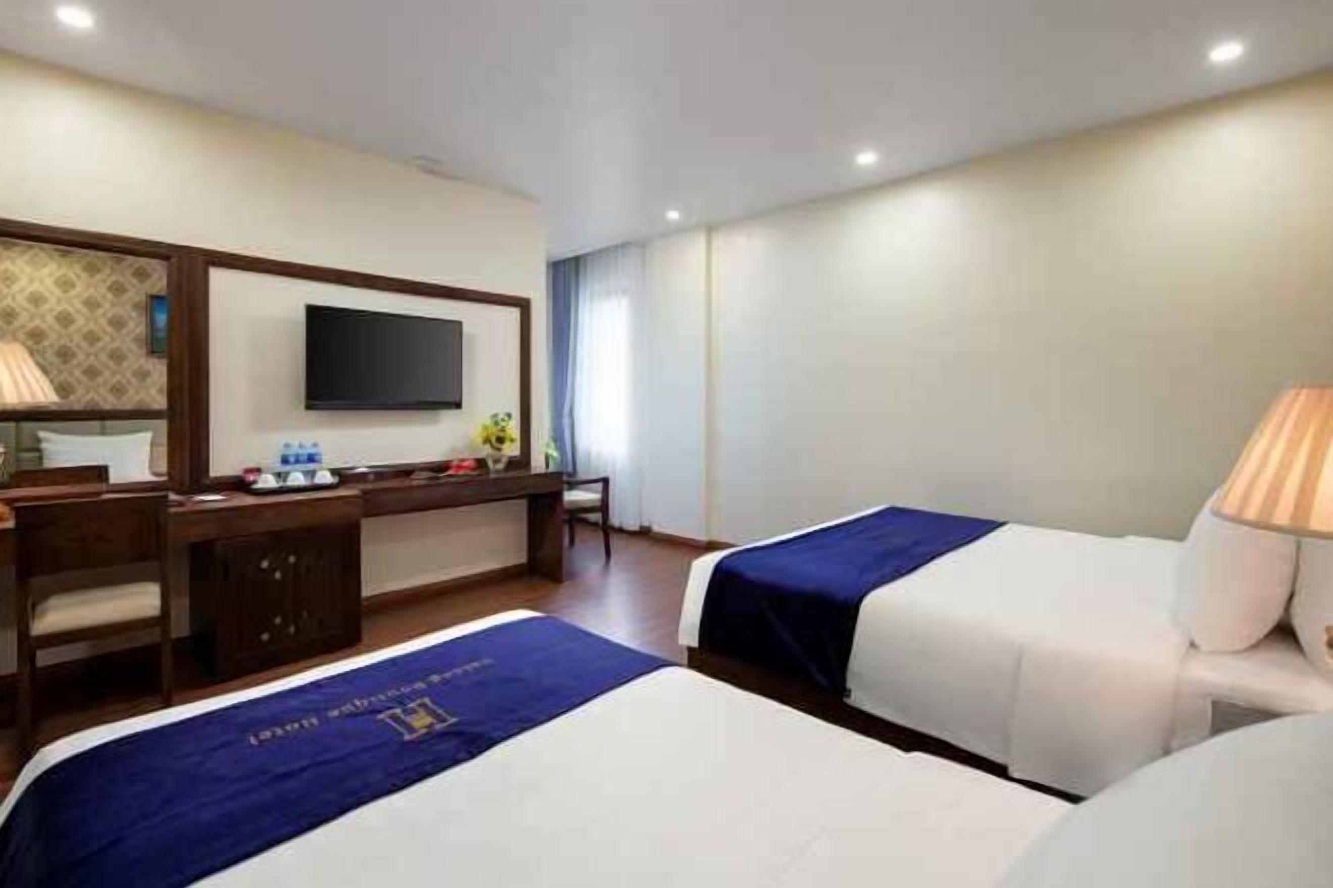 Ropa de cama de alta calidad y minibar 