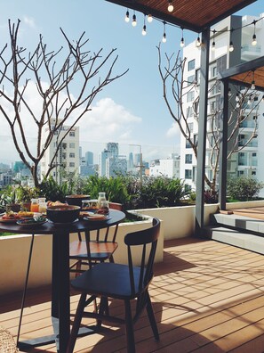 Sundeck - The Glomad Boutique Danang (Da Nang)