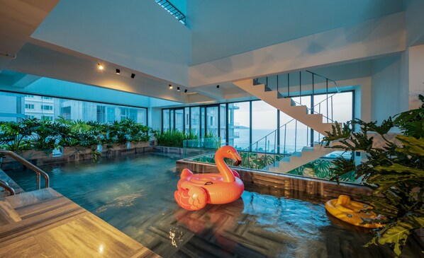 Indoor pool - The Glomad Boutique Danang (Da Nang)