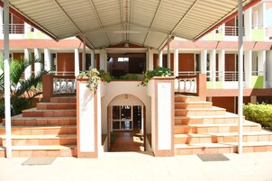 Entrada de la propiedad