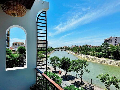 Anriva Hoi An