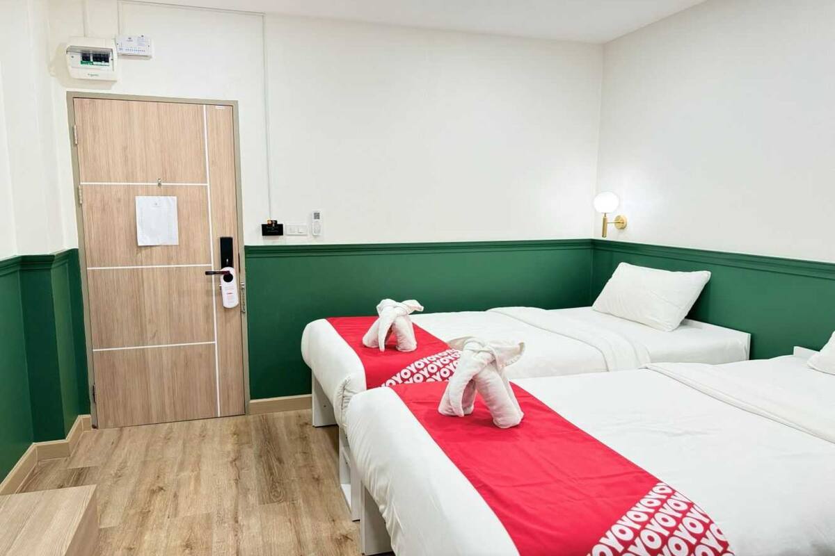 Kamar Twin Superior | Meja kerja, ruang kerja ramah laptop, Wi-Fi gratis, dan seprai linen