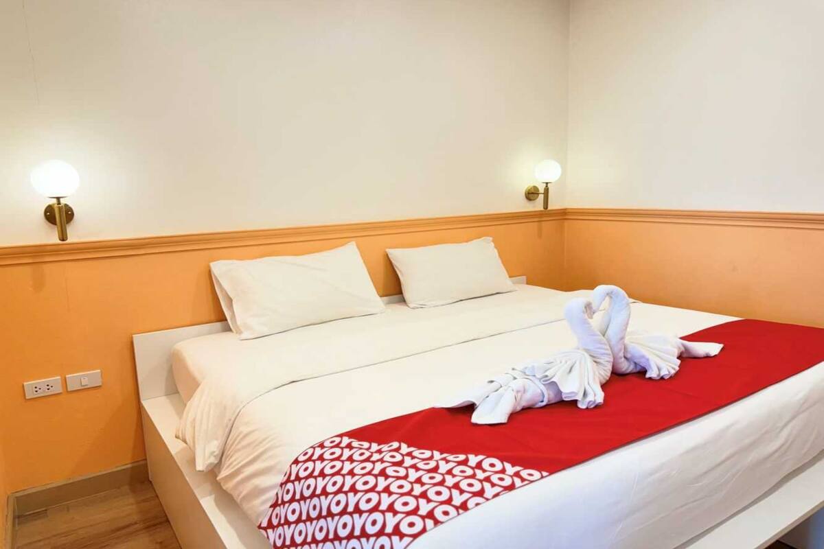 Kamar Double Superior | Meja kerja, ruang kerja ramah laptop, Wi-Fi gratis, dan seprai linen