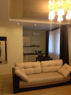 Suite | Living area